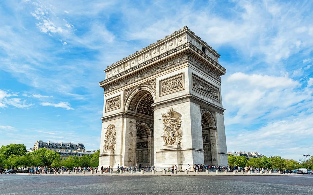 Arc de Triomphe Hosted Entry & Gourmet Macaron Tasting Image 1