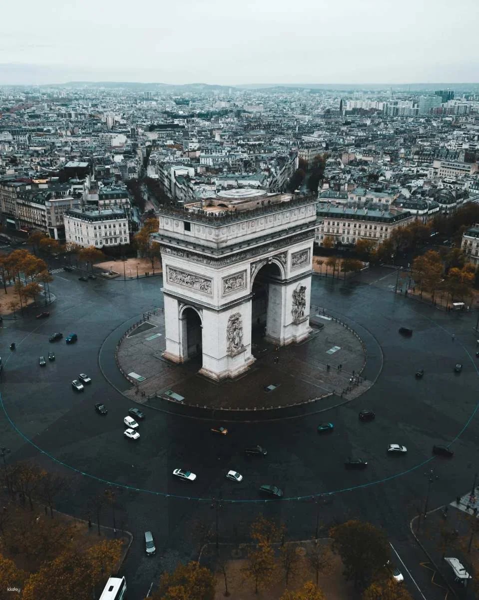 Arc De Triomphe