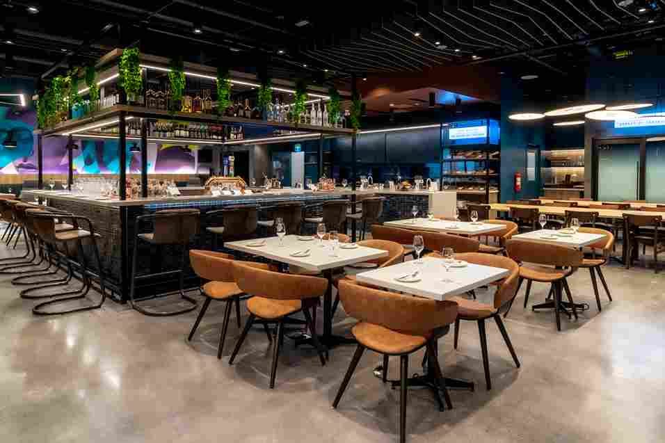 Aspire Lounge Billy Bishop City Airport