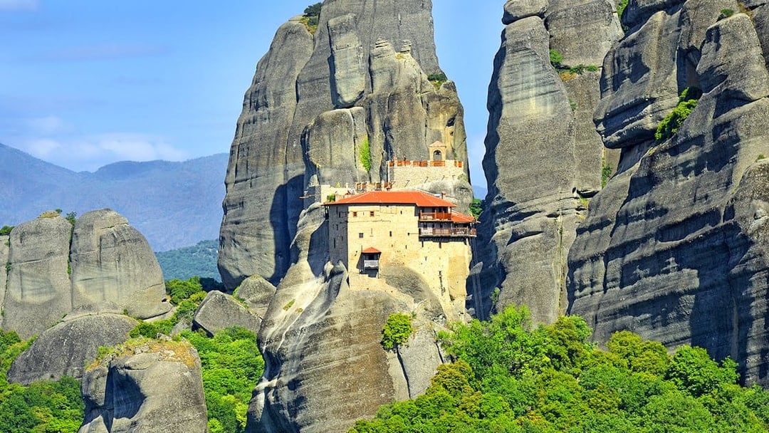 From Athens: Meteora Monasteries Visit and Hermit Caves Tour