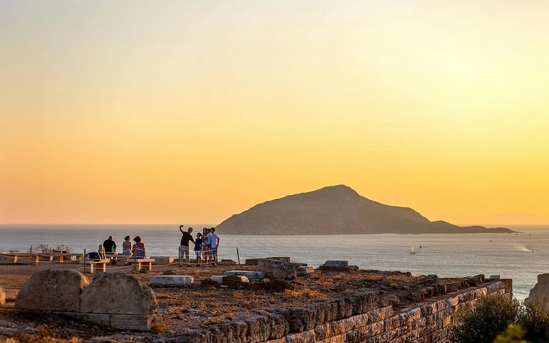 From Athens: Temple of Poseidon & Cape Sounion Sunset Tour Image 4