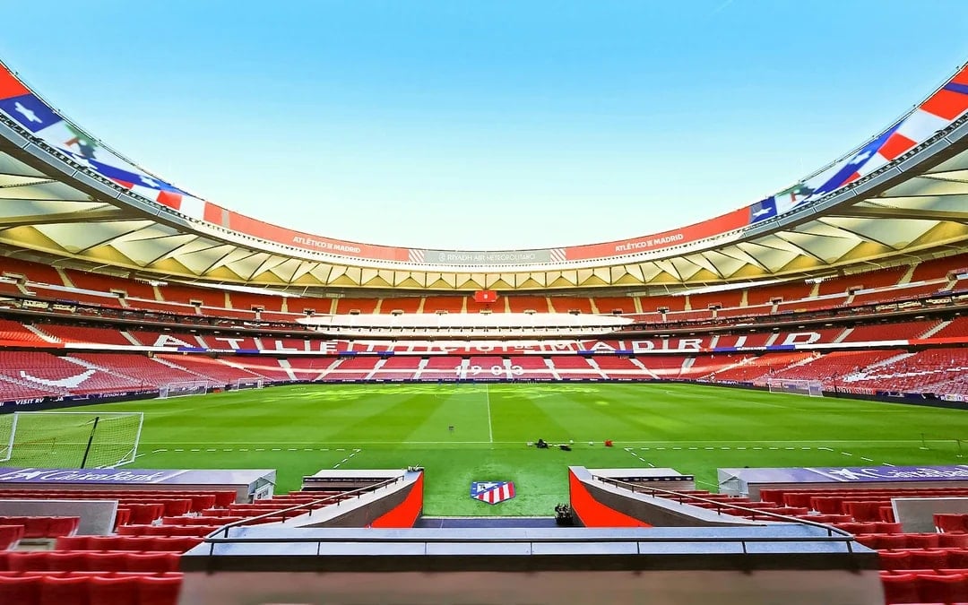 Atlético de Madrid Stadium & Museum Premium Tour with Breakfast in Simeone's Private Box