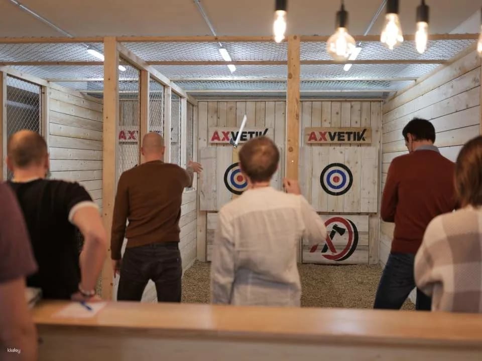 Axe throwing in Geneva