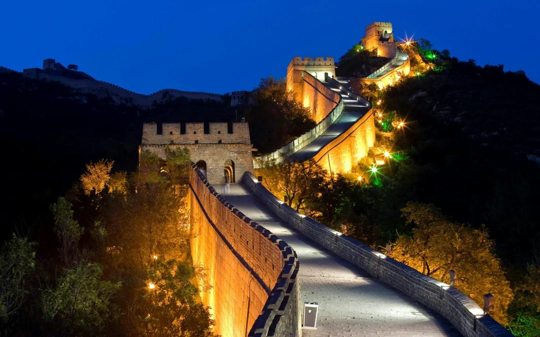 Badaling Great Wall Night Access Guided Tour Image 2