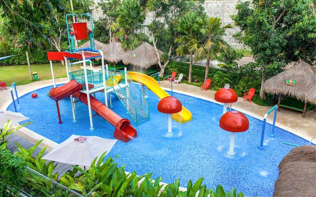 Bali Zoo Combo: Entry Ticket, Breakfast with Orangutans & Elephant Mud Fun Image 10