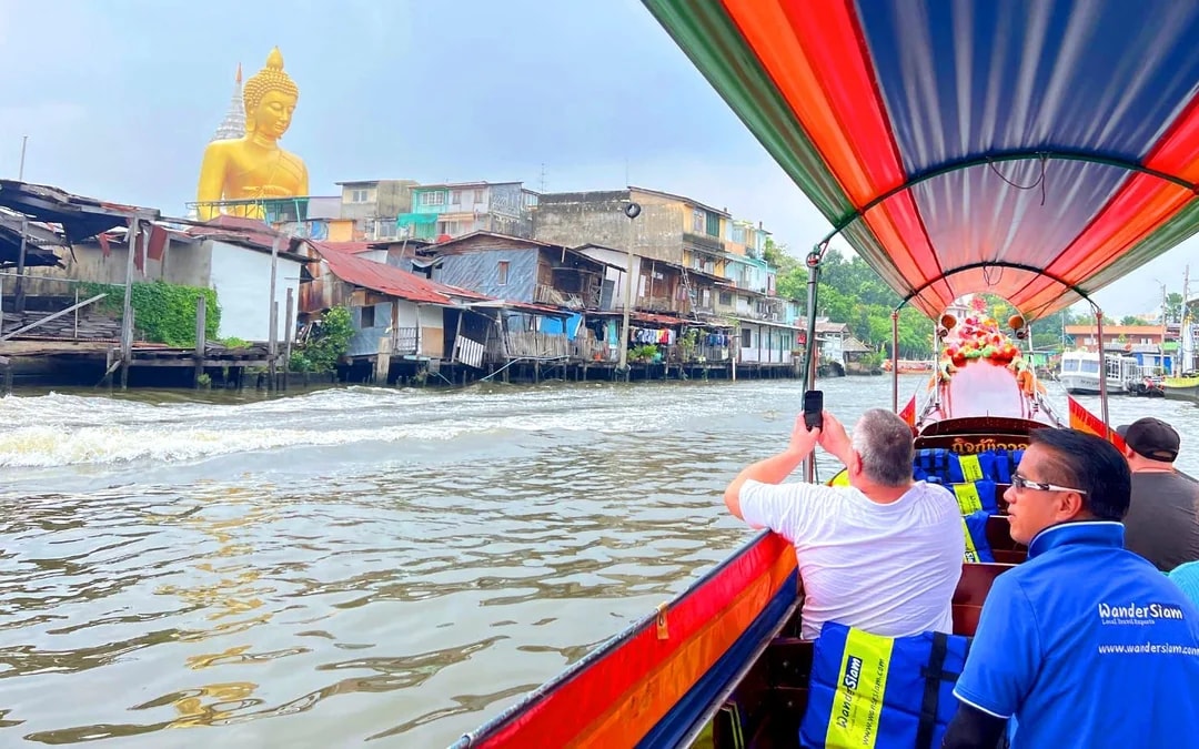 Bangkok Canal Small-Group Guided Longtail Boat Tour Image 7