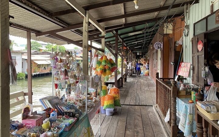 Bangkok Local Canal Cruise & Artist Village by EV Boat Image 8