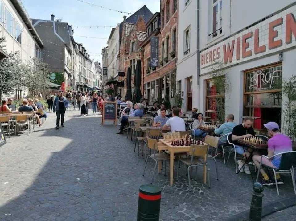 Banksy Museum admission and Brussels' highlights audio tour