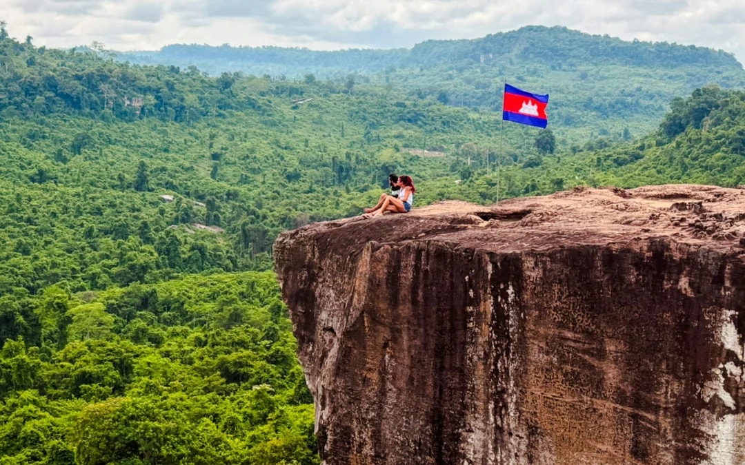 Banteay Srei Tour with Beng Mealea, Kulen Mountain Waterfall with Picnic Lunch Image 6