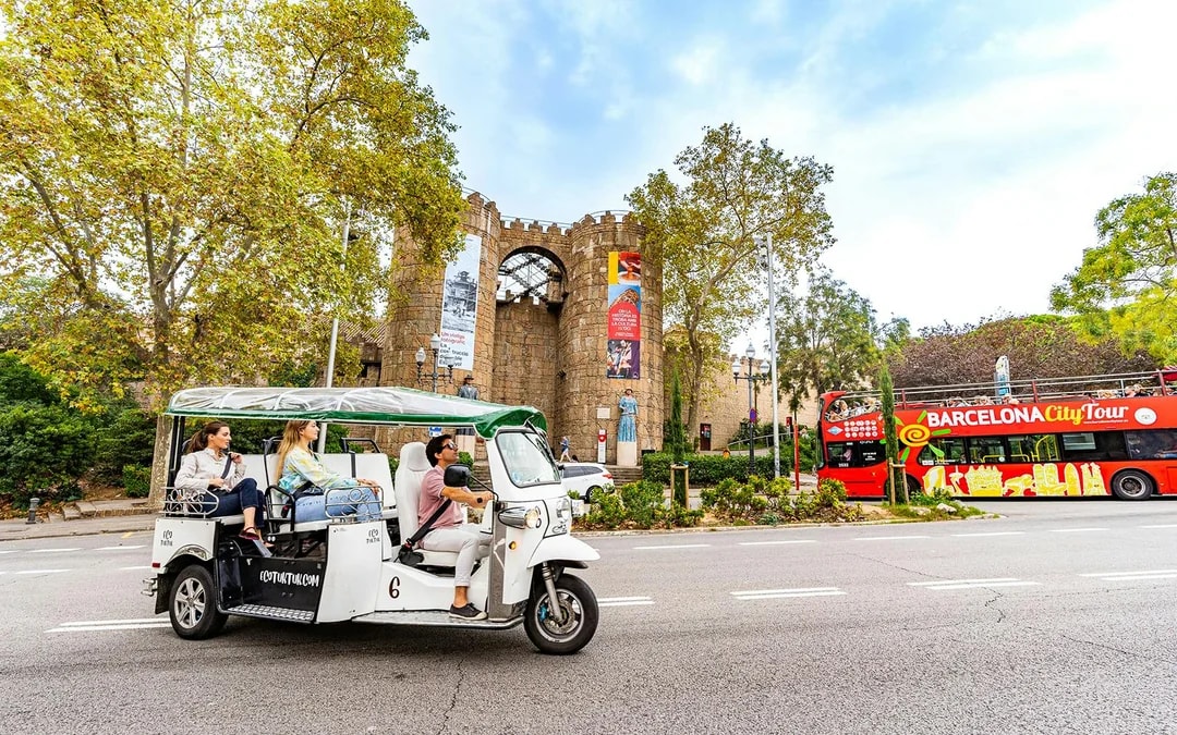 Barcelona Tuk-Tuk City Tour Image 1