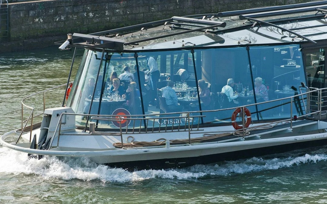 Bateaux Parisiens Seine River Lunch Cruise with French Menu Image 6