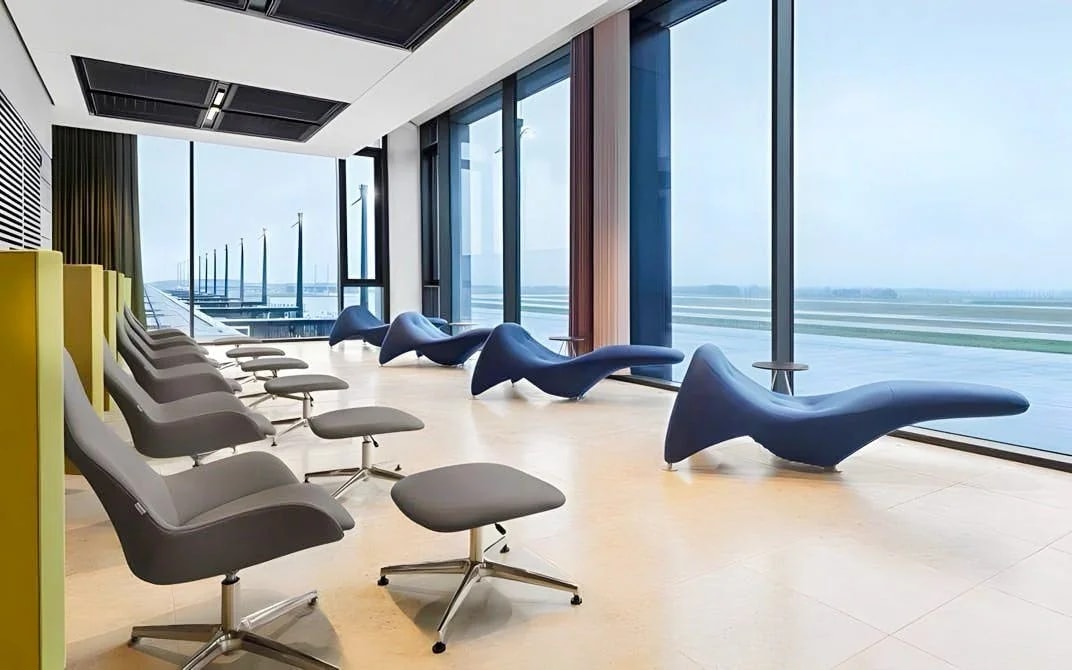 Berlin Brandenburg Airport: Lounge Tempelhof at Terminal 1 Image 2
