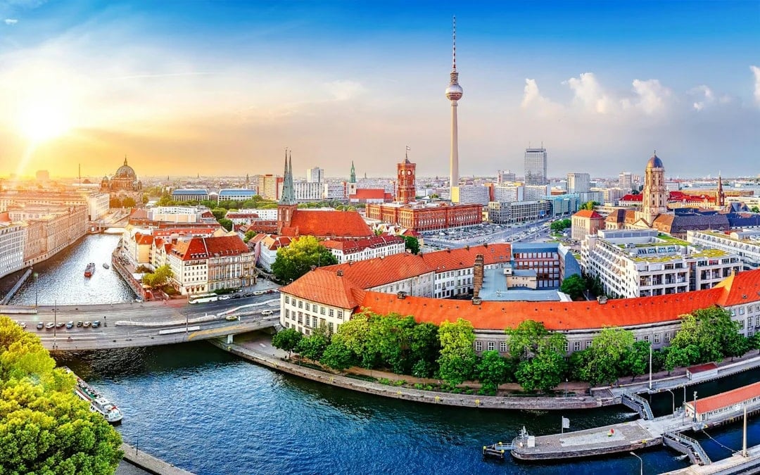Berlin Private Walking Tour with a Local Guide Image 1
