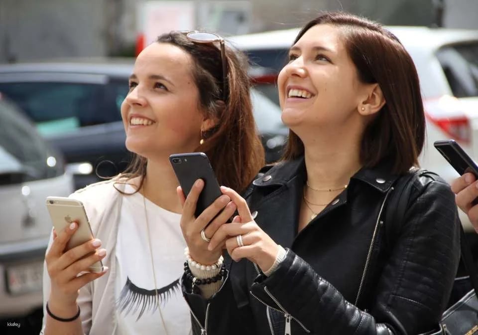 Bern interactive scavenger hunt with smartphone