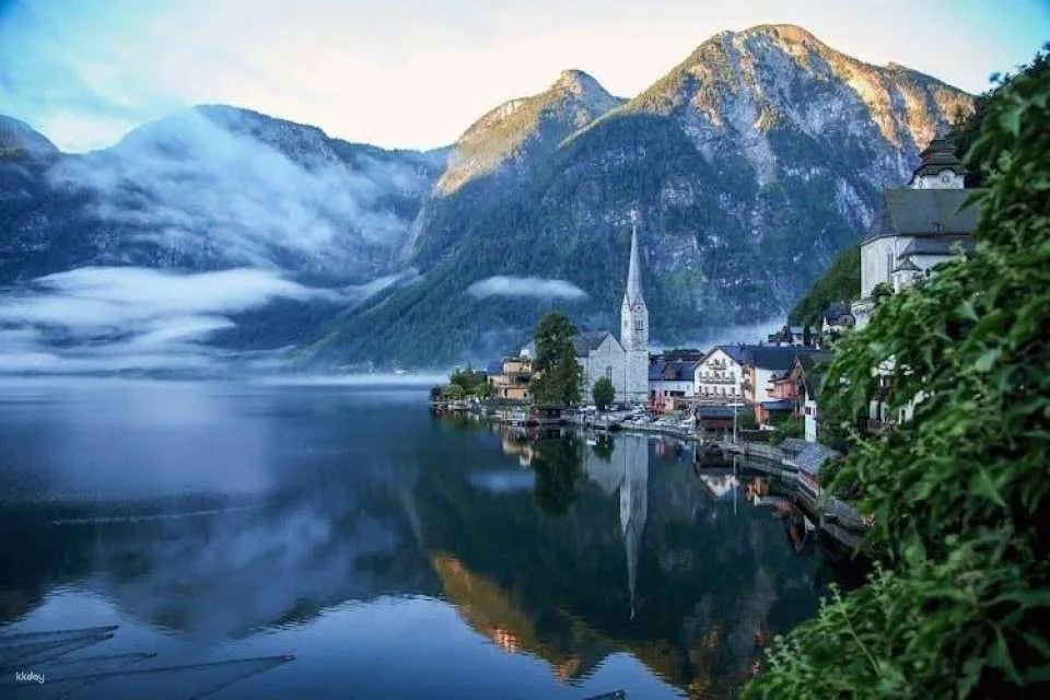 Best highlights of Hallstatt walking tour