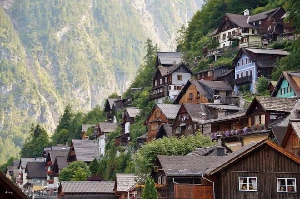 Best highlights of Hallstatt walking tour