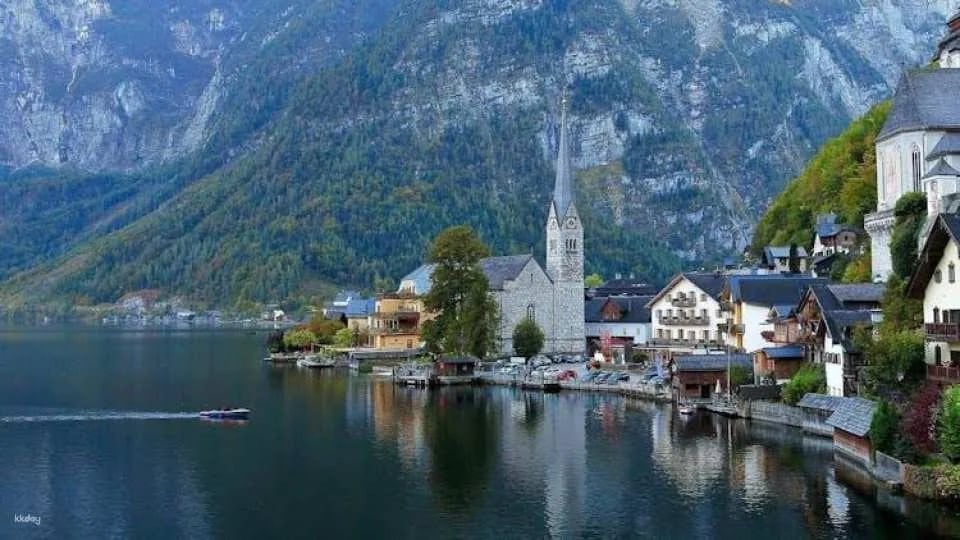 Best highlights of Hallstatt walking tour