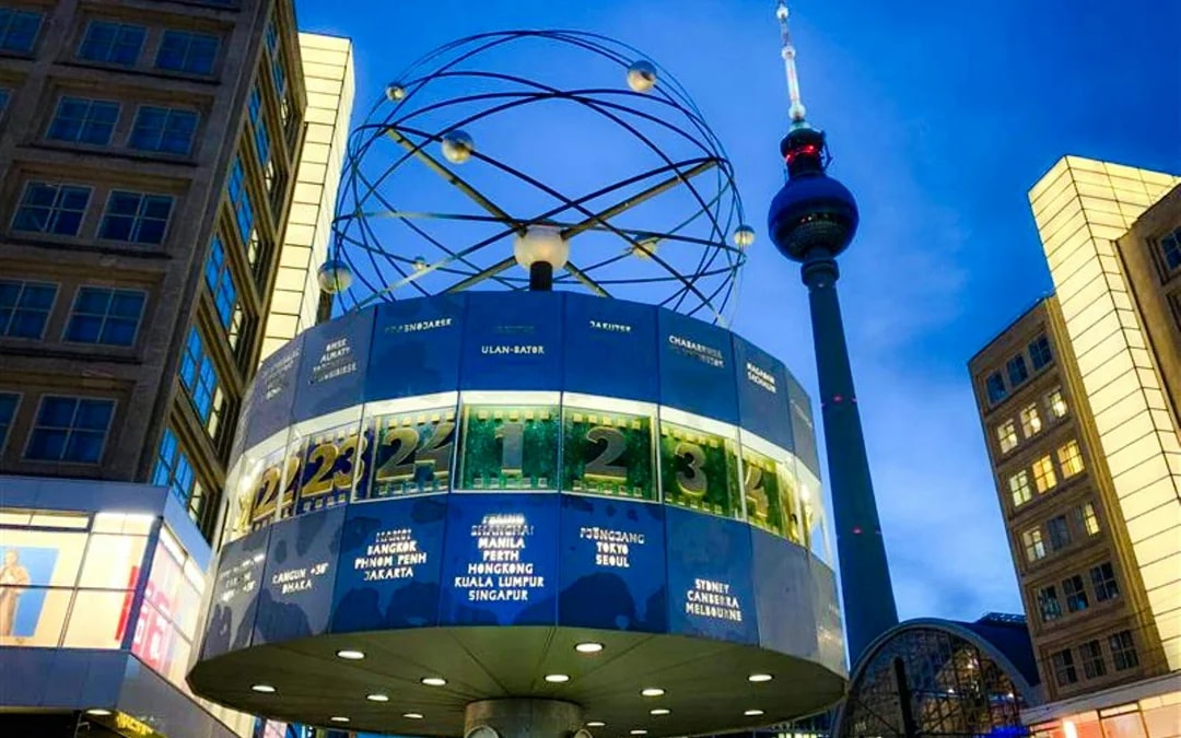 Big Bus: Berlin Festival of Lights Night Tour
Image 6