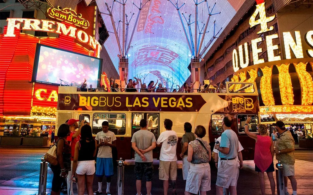 Big Bus: Las Vegas Night Bus Tour Image 1