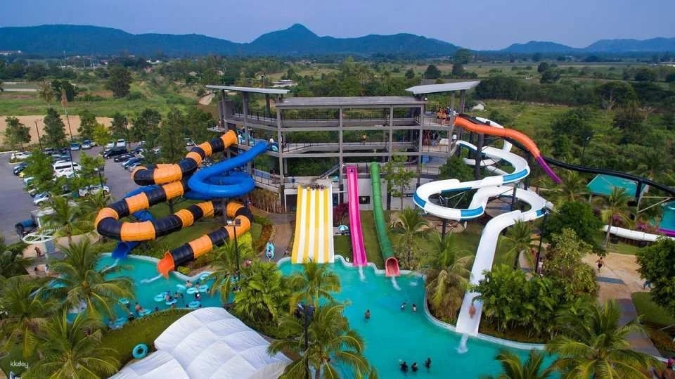 Black Mountain Water Park Hua Hin|Thailand