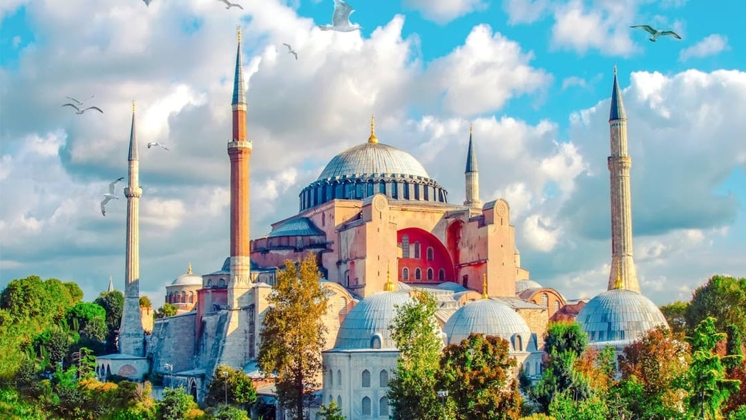 Combo: Hagia Sophia Ticket + Blue Mosque Audio Guide with Optional Guided Tours of Both Venues