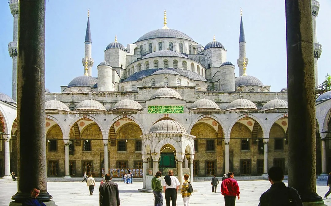 Blue Mosque Guided Tour with Bosphorus Cruise Image 6