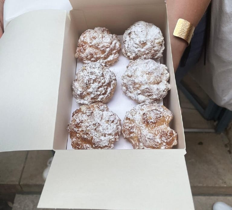 The Ultimate Bordeaux Food Tour: Full Meal & Fine Wines