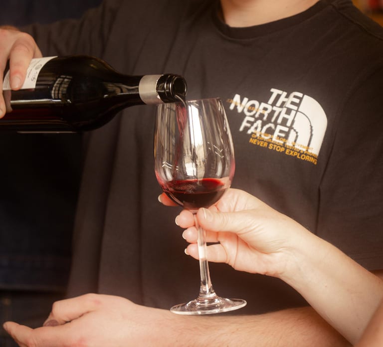 The Ultimate Bordeaux Food Tour: Full Meal & Fine Wines
