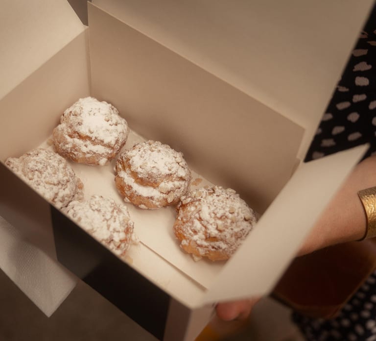 The Ultimate Bordeaux Food Tour: Full Meal & Fine Wines