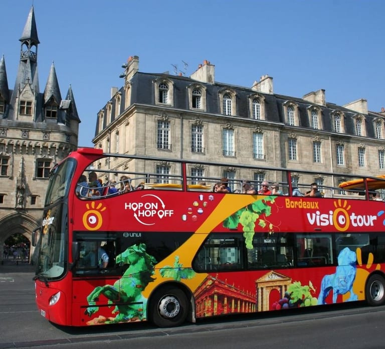 Bordeaux: 24-hour Hop-on Hop-off Pass