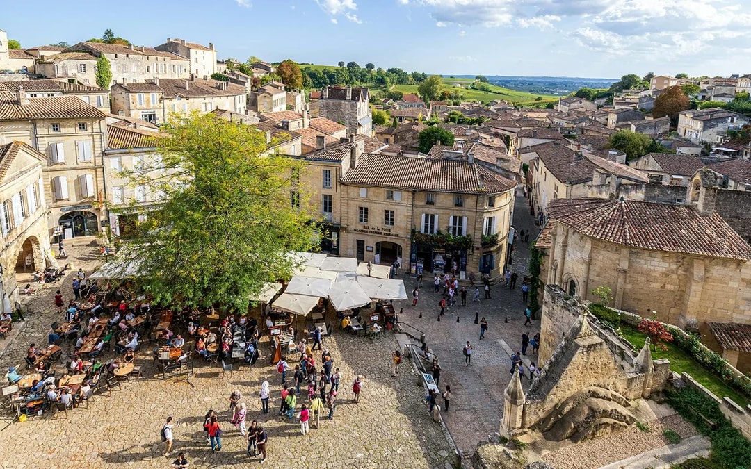 From Bordeaux: Saint-Émilion Full-Day Guided Tour with Lunch Image 7