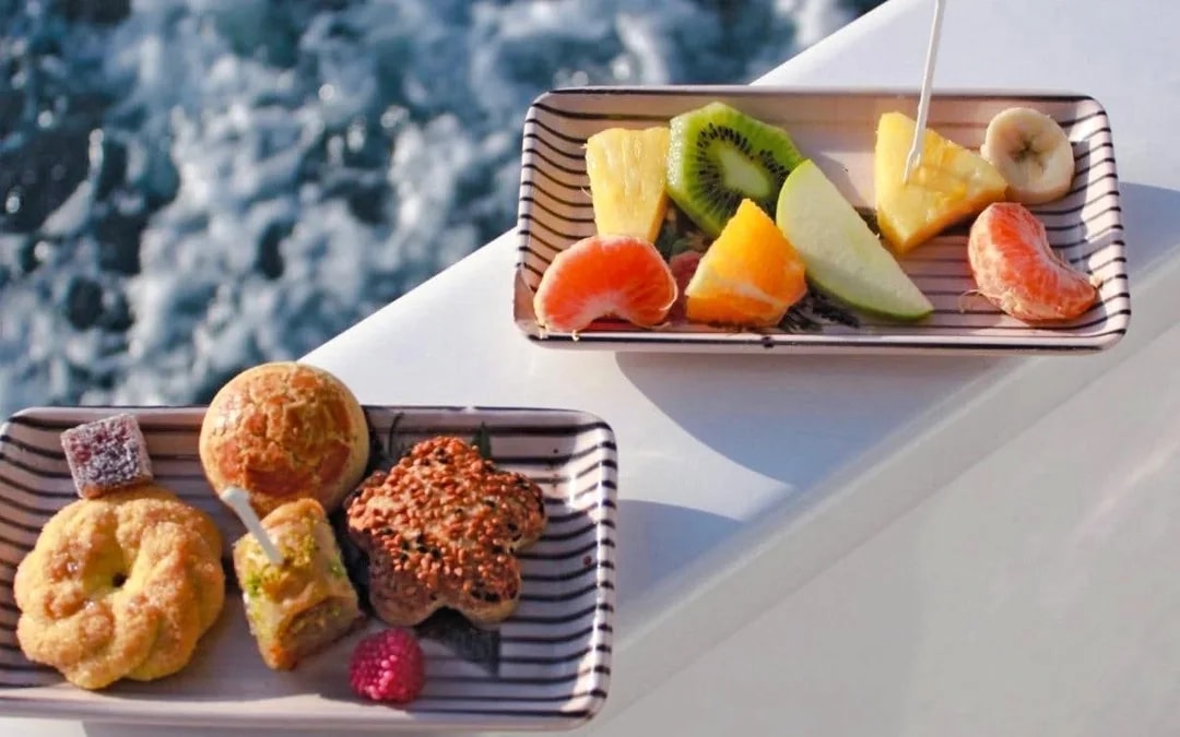Bosphorus Private Cruise on Luxury Yacht Image 4