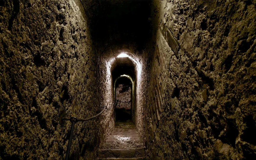 Bran Castle Entry Tickets with Multilingual Audio Guide Image 8