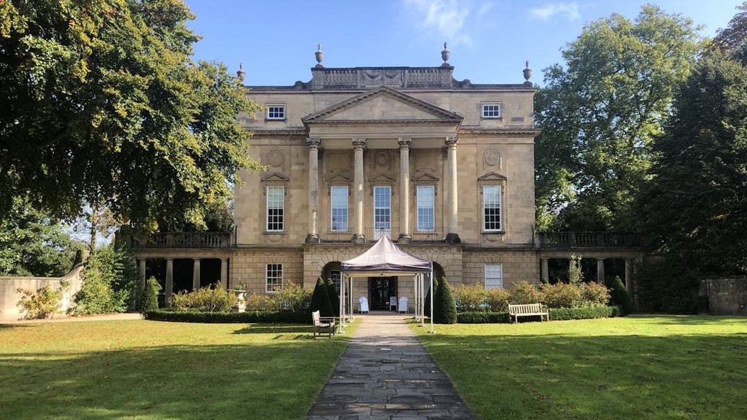 Historic Georgian building in Bath, featured on the Bridgerton Tour.