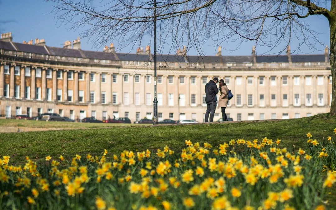 Bridgerton: 1.5 Hour Guided Tour of Filming Locations in Bath with Music Image 1