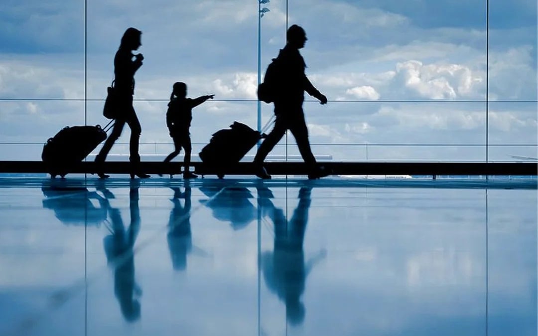Bucharest Airport Transfer by Car (Up to 3 Passengers) Image 1