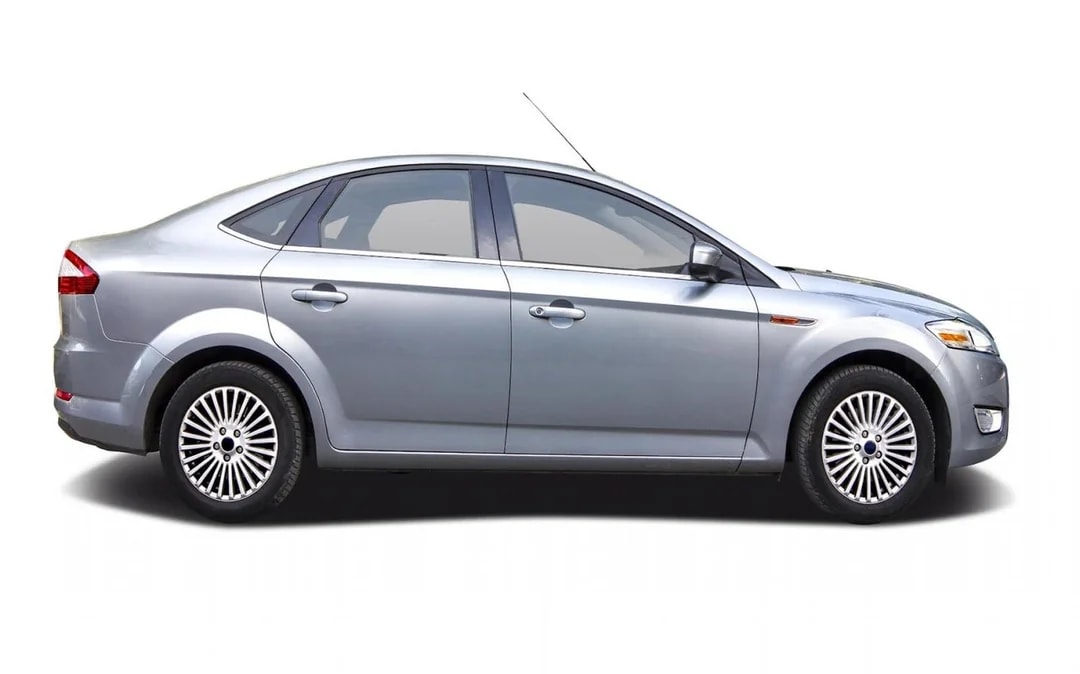 Bucharest Airport Transfer by Car (Up to 3 Passengers) Image 2