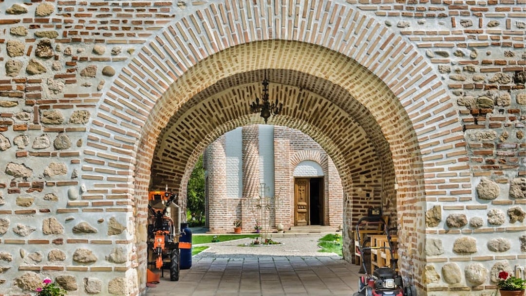 Visiting Bucharest on a Half-Day Sightseeing Private Tour