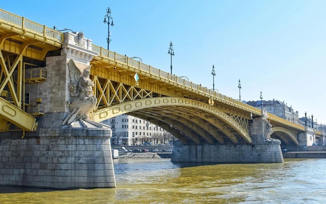 Budapest: 3-Hour Grand City Tour and Castle Walk Image 6