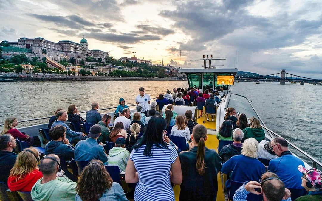 Budapest Danube River Sunset Cruise with Drinks Image 1