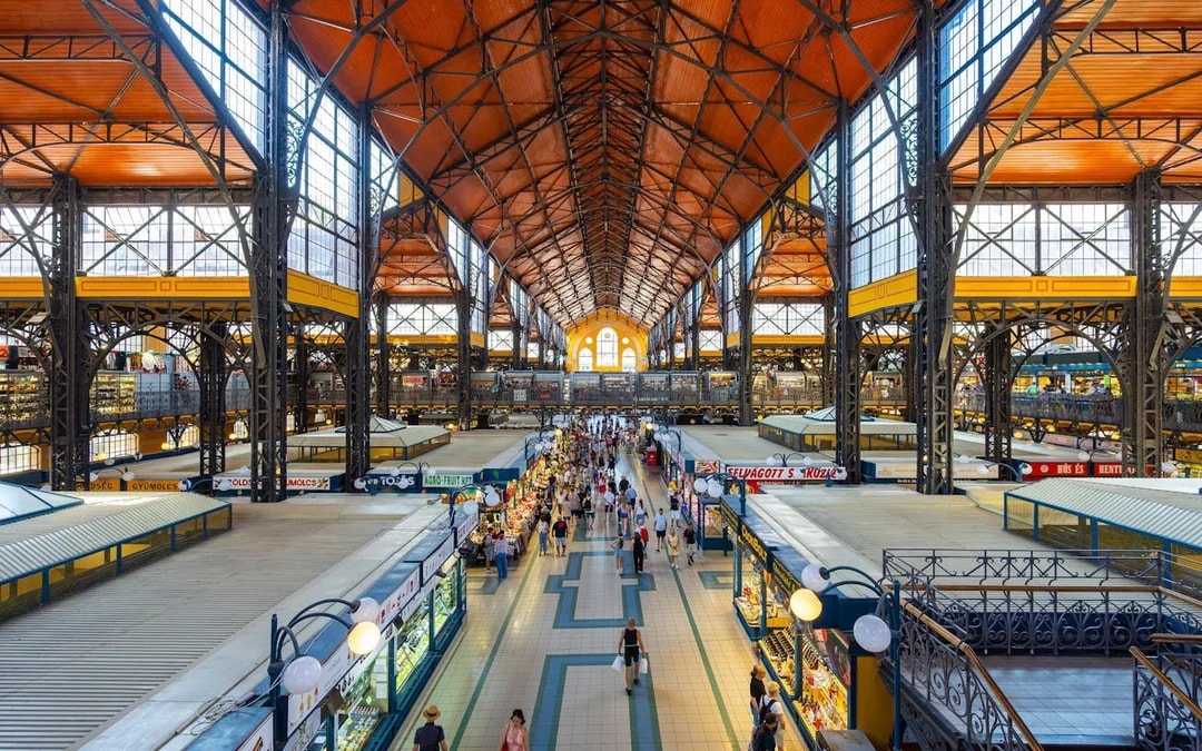 Budapest: Food Tour Market to Tavern: 12+ Tasters & Wines Image 8