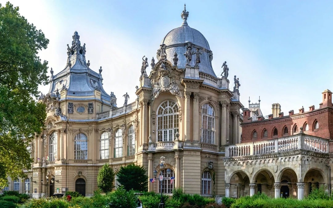 Budapest: Vajdahunyad Castle and Hungarian Agricultural Museum Entry Tickets Image 1
