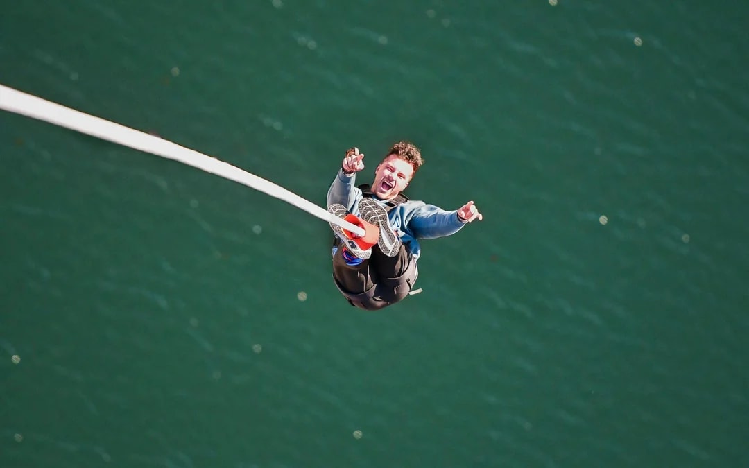 Bungy Jump Stockhorn with Gondola Ticket Image 4