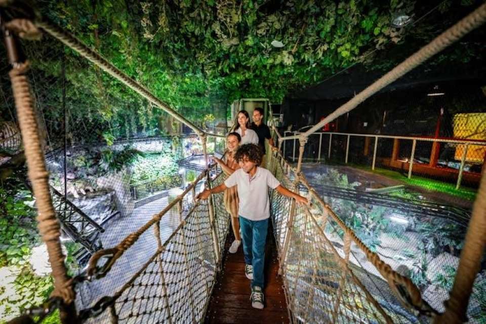Burj Khalifa floors 124, 125 and Dubai Aquarium tickets