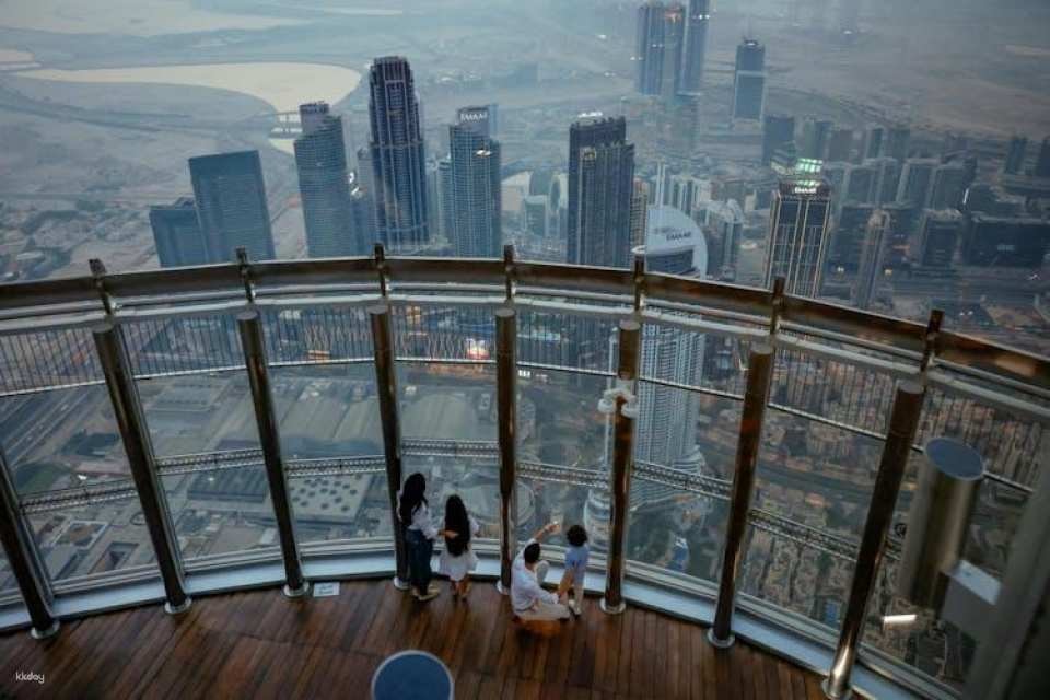 Burj Khalifa floors 124, 125 and Dubai Aquarium tickets