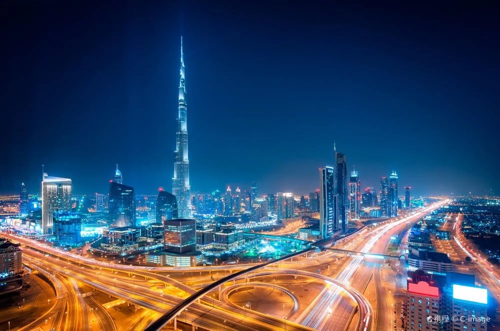 Burj Khalifa At the Top (Level 124 + 125) Entrance Ticket (Non-Prime Hours) + Breakfast Adult