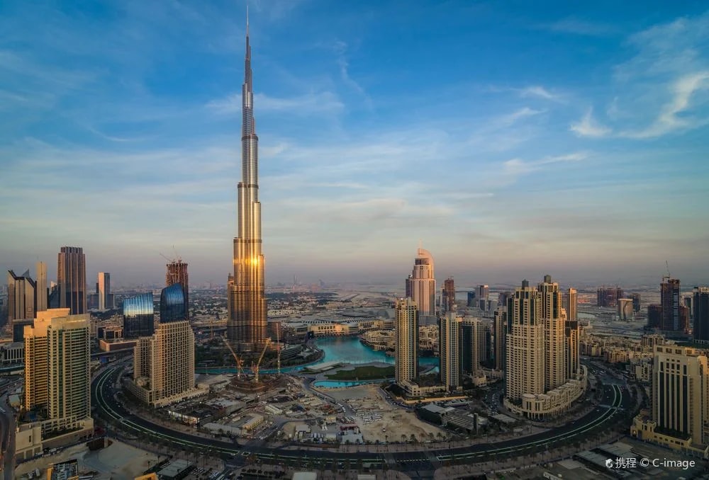 Burj Khalifa At the Top (Level 124 + 125) Entrance Ticket (Non-Prime Hours) + Breakfast Adult