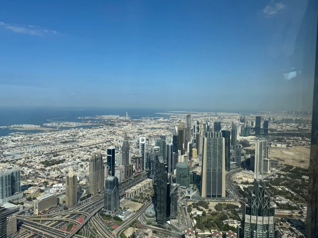 Burj Khalifa At the Top (Level 124 + 125) Entrance Ticket (Non-Prime Hours) + Breakfast Adult
