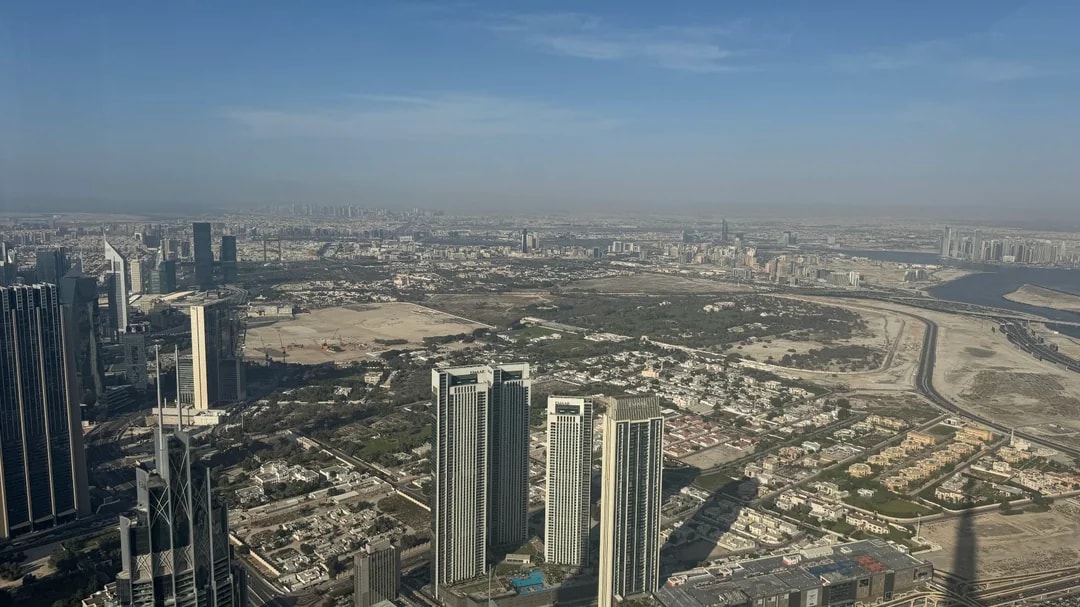 Burj Khalifa At the Top (Level 124 + 125) Entrance Ticket (Non-Prime Hours) + Breakfast Adult