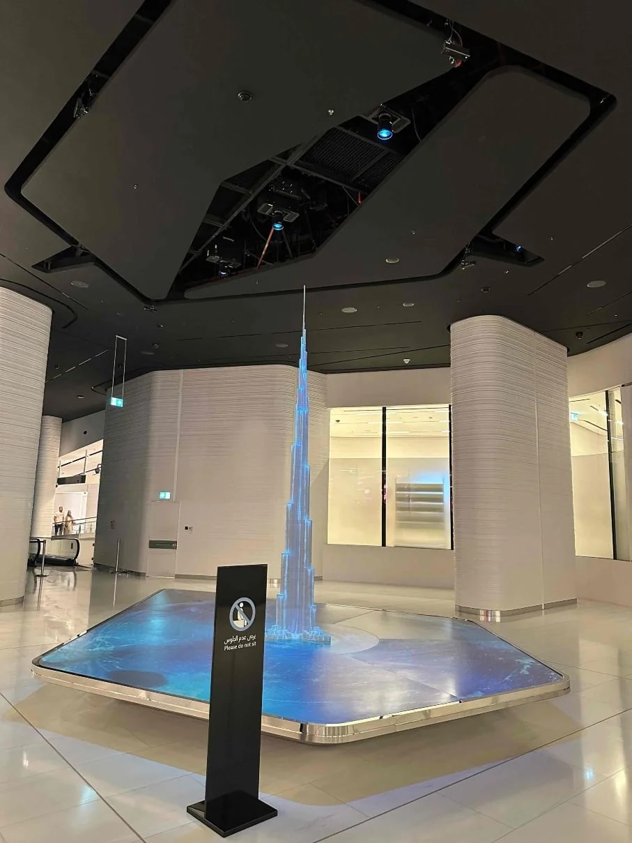 Burj Khalifa At the Top (Level 124 + 125) Entrance Ticket (Non-Prime Hours) + Breakfast Adult
